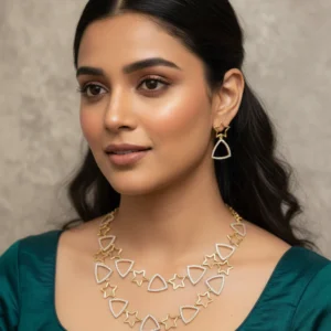 Star Motif Crystal Necklace Set with Gold Accents